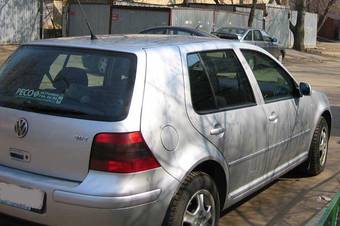 2002 Volkswagen Golf Photos