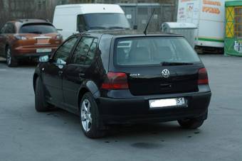 2002 Volkswagen Golf Photos