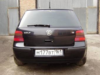 2002 Volkswagen Golf Photos