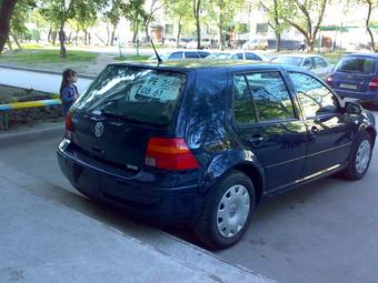 2002 Volkswagen Golf Photos