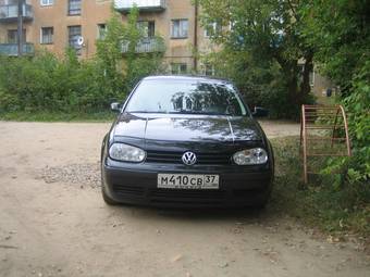 2002 Volkswagen Golf Photos