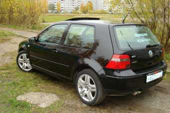 2003 Volkswagen Golf Pics