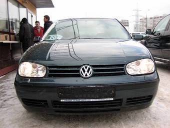 2003 Volkswagen Golf Pictures