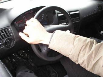 2003 Volkswagen Golf Photos