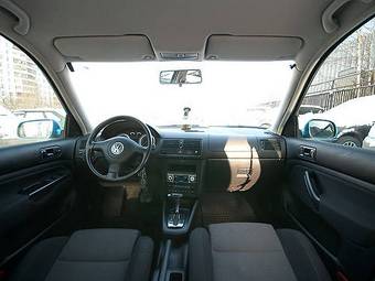 2003 Volkswagen Golf Pictures