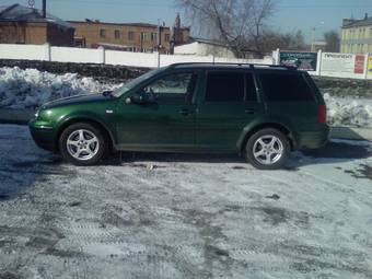 2003 Volkswagen Golf Pictures