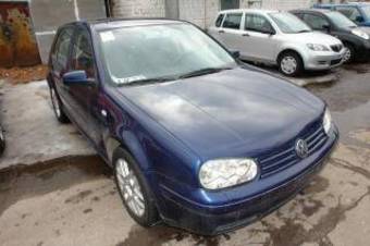 2003 Volkswagen Golf Photos