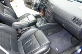 2003 Volkswagen Golf Pictures