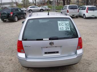 2003 Volkswagen Golf Pictures