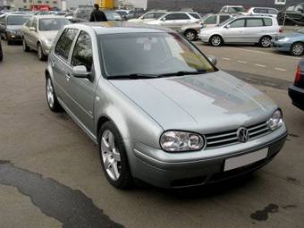 2003 Volkswagen Golf Photos