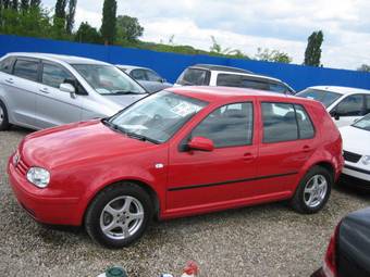 2003 Volkswagen Golf Photos