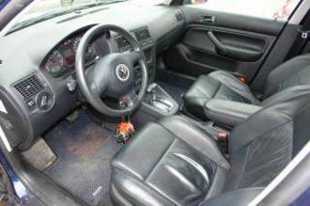 2003 Volkswagen Golf Pictures