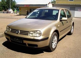 2003 Volkswagen Golf Photos