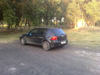 2003 Volkswagen Golf Pictures