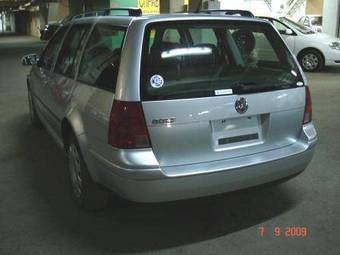2003 Volkswagen Golf Pictures