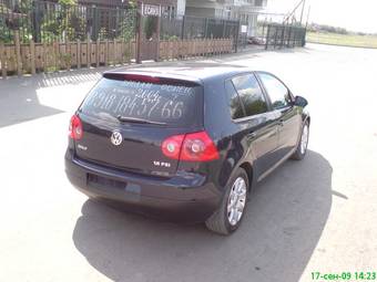 2003 Volkswagen Golf Photos