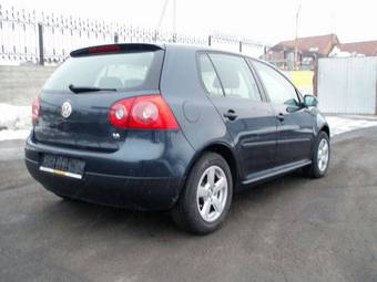 2004 Volkswagen Golf Photos