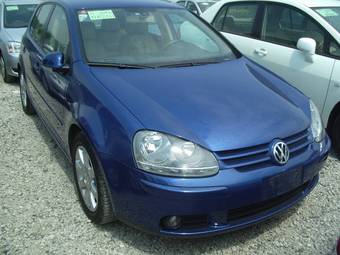 2004 Volkswagen Golf Photos