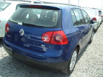 2004 Volkswagen Golf Images