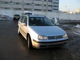 2004 Volkswagen Golf Pictures