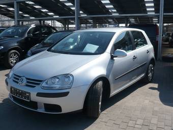 2004 Volkswagen Golf Photos