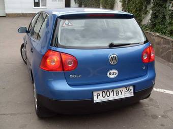 2004 Volkswagen Golf Photos