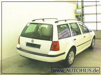 2005 Volkswagen Golf Photos