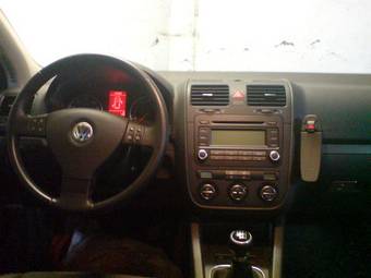 2005 Volkswagen Golf Pictures