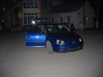 2005 Volkswagen Golf Photos