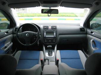 2006 Volkswagen Golf Photos