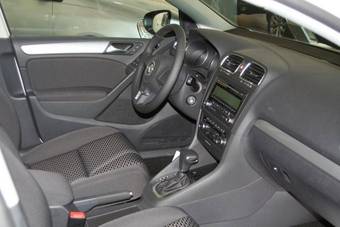 2008 Volkswagen Golf Images