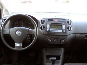 2008 Volkswagen Golf Pictures