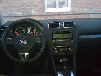 2009 Volkswagen Golf Pictures