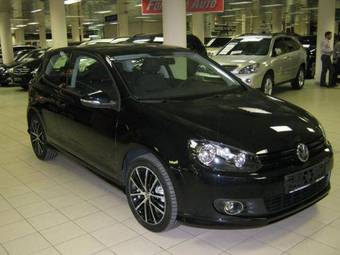 2010 Volkswagen Golf Images