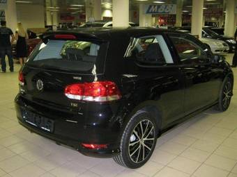 2010 Volkswagen Golf Pictures