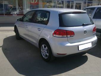 2010 Volkswagen Golf Photos