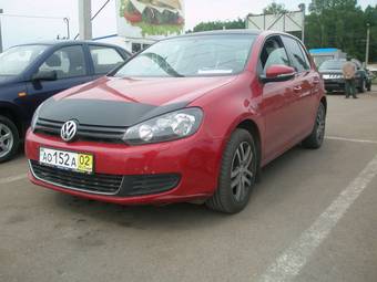2011 Volkswagen Golf Photos