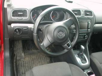 2011 Volkswagen Golf Images