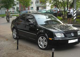 2004 Volkswagen Jetta Photos