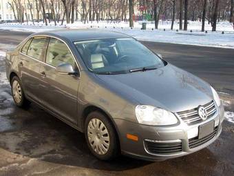 2005 Volkswagen Jetta Pics