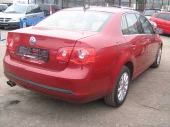 2005 Volkswagen Jetta Photos