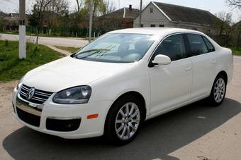 2005 Volkswagen Jetta Images