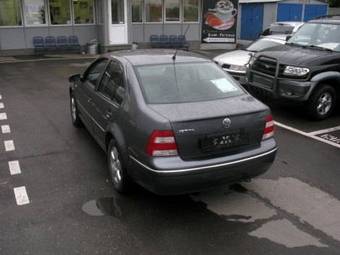 2005 Volkswagen Jetta Pictures