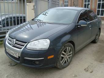 2005 Volkswagen Jetta Images