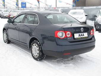 2010 Volkswagen Jetta Photos