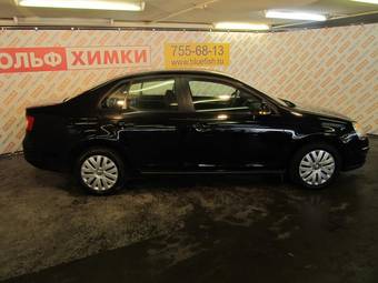 2010 Volkswagen Jetta Pictures