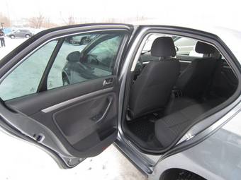 2010 Volkswagen Jetta Pics