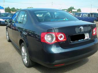 2010 Volkswagen Jetta Images