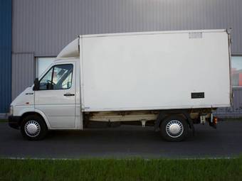 2006 Volkswagen LT Photos