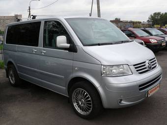 2004 Volkswagen Multiven Photos